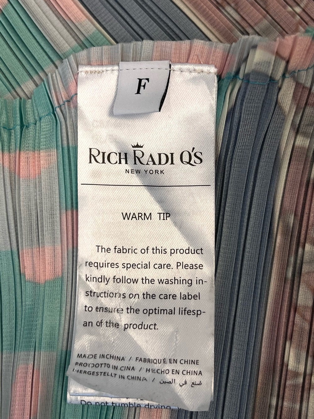 RICH RADI Q's Artisitic Botanical Print Pleated High Neck Dress One Size - Picture 8 of 8
